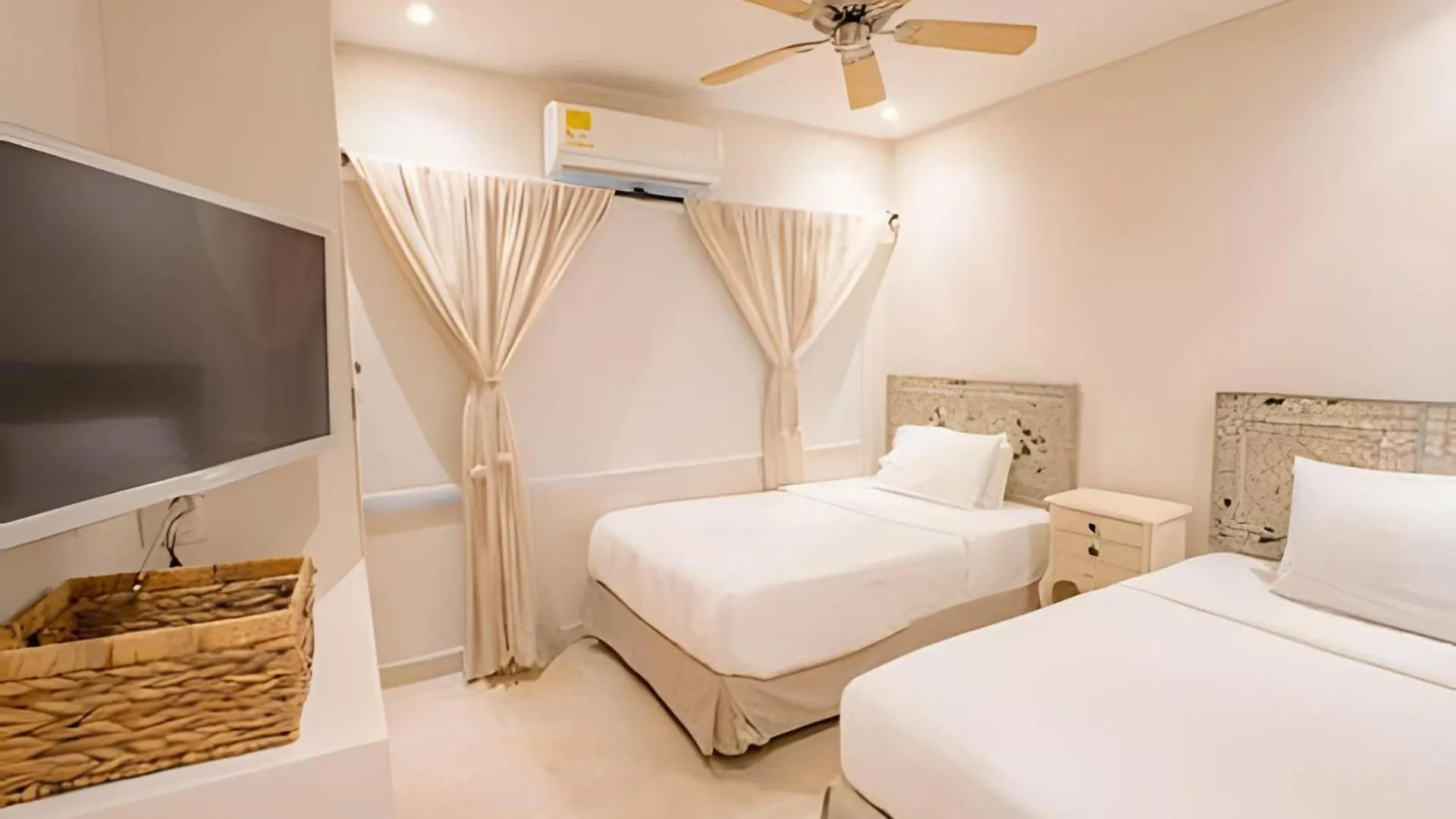 Modern And Cozy Beachfront House Santa Marta 7Pax Σπίτι διακοπών